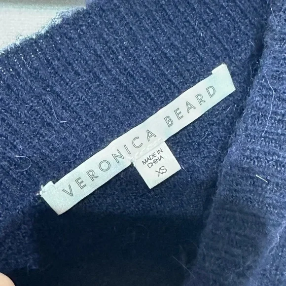 Veronica Beard Navy Crystal Embellished V-Back‎ Sweater XS Rhinestone Applique - Picture 5 of 5